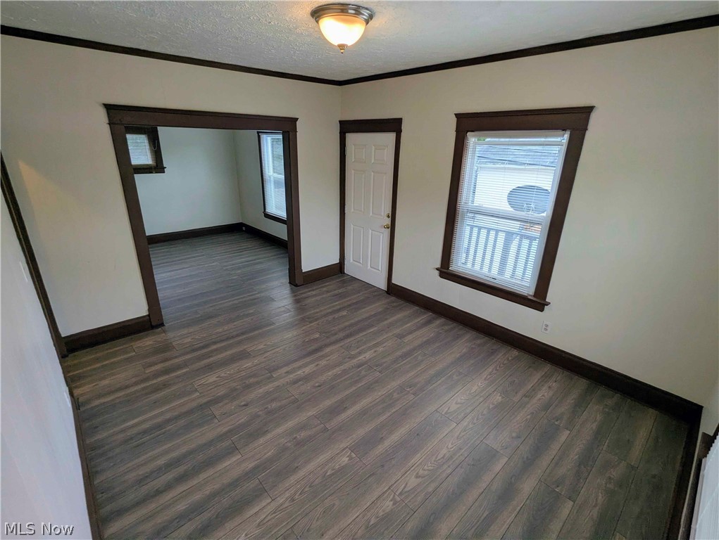 2915 Roanoke Avenue Cleveland OH 44109