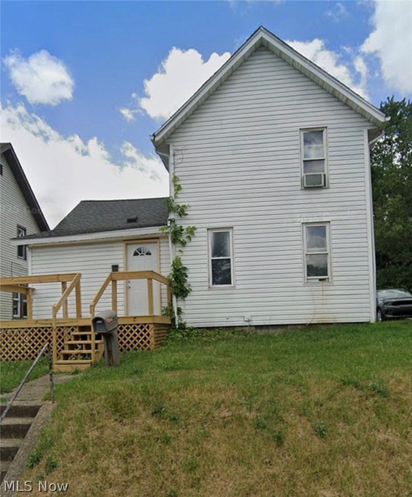1915 Maple Avenue NE Canton OH 44714
