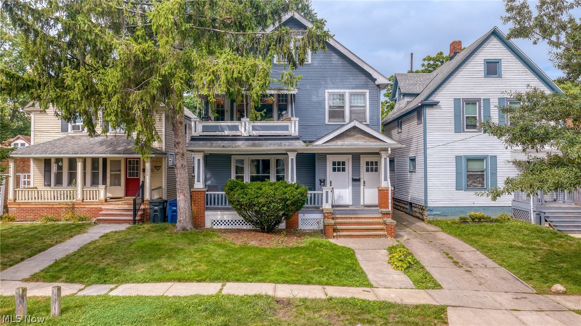 1372 Bonnieview Avenue Lakewood OH 44107