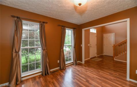 200 Weatherstone Court Copley OH 44321
