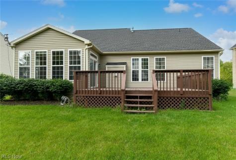 200 Weatherstone Court Copley OH 44321
