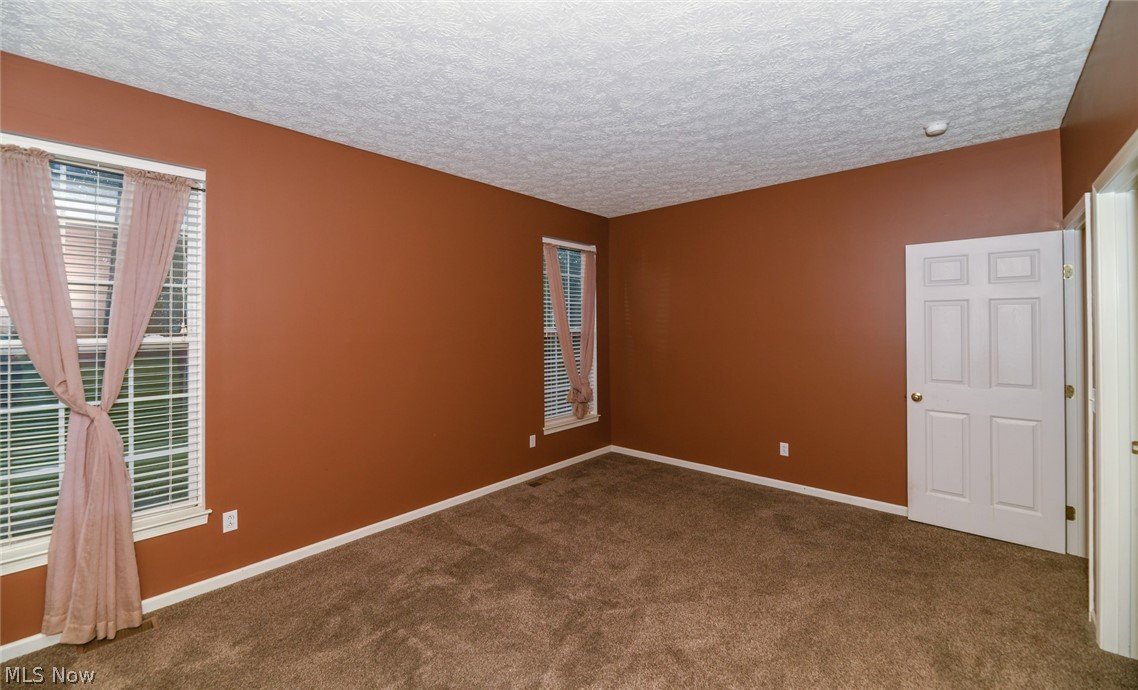 200 Weatherstone Court Copley OH 44321