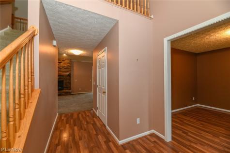 200 Weatherstone Court Copley OH 44321