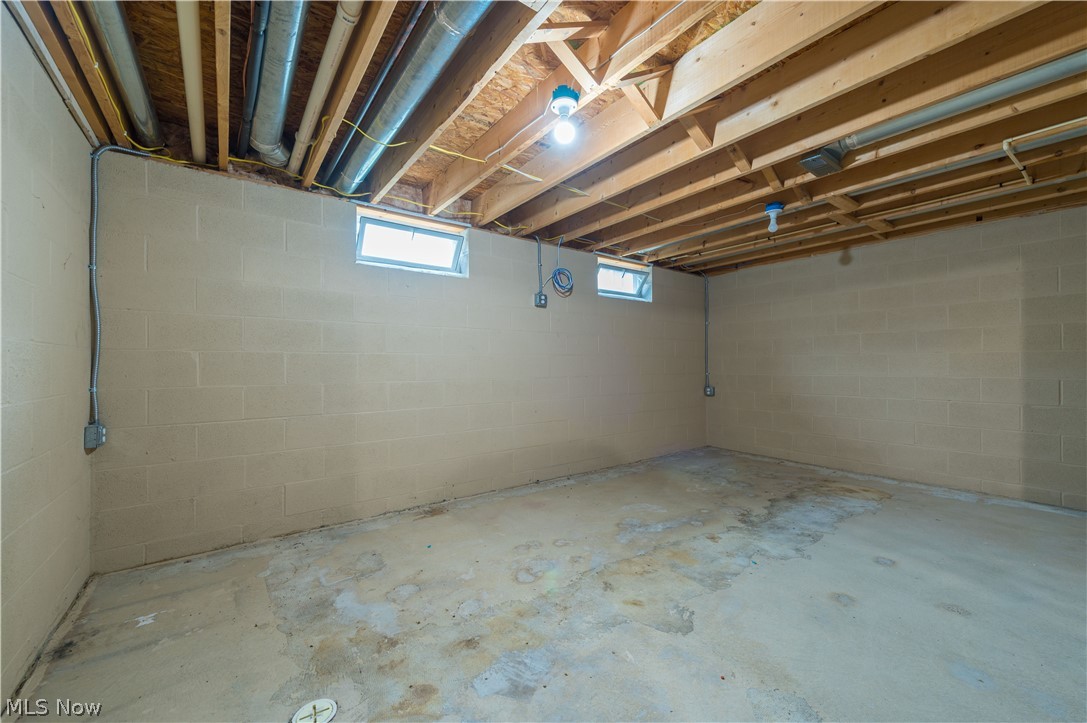 33442 Halle Court Avon Lake OH 44012
