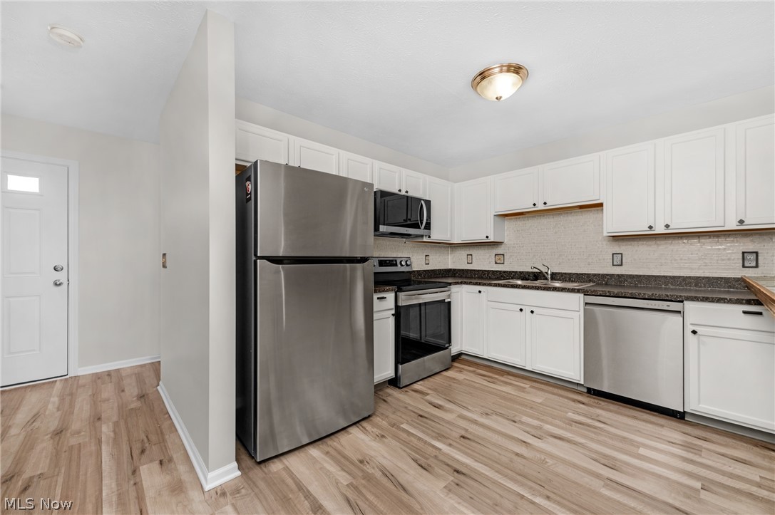 33442 Halle Court Avon Lake OH 44012