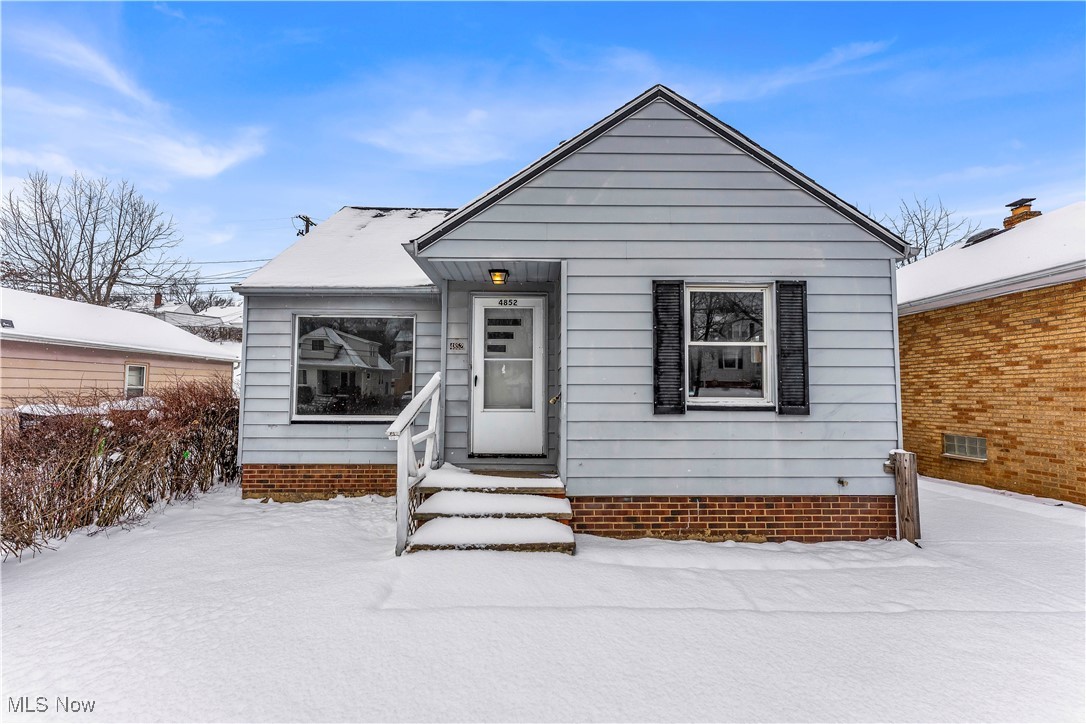 4852 E 94th Street Garfield Heights OH 44125