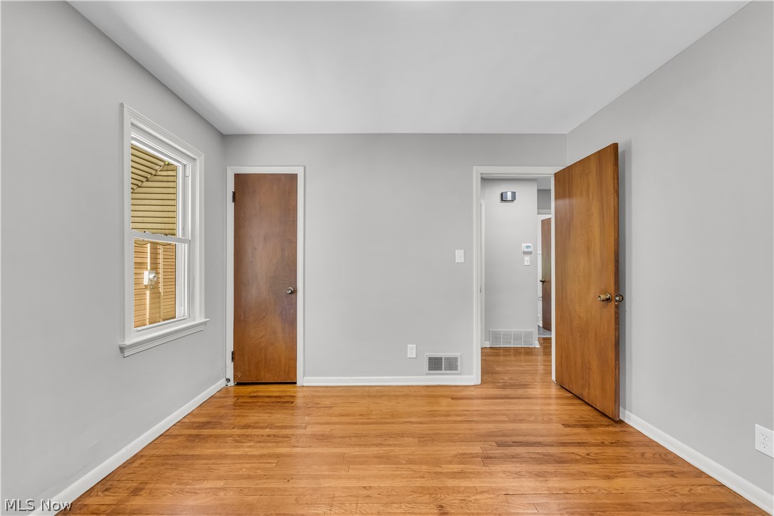20051 Green Oak Drive Euclid OH 44117