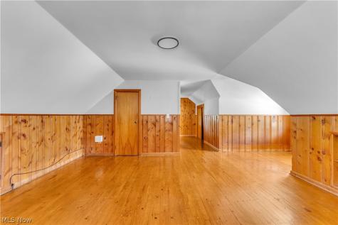 20051 Green Oak Drive Euclid OH 44117