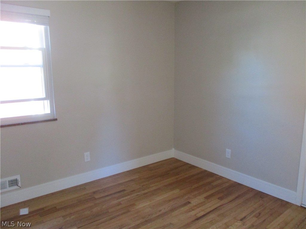 3017 Snow Road Parma OH 44134