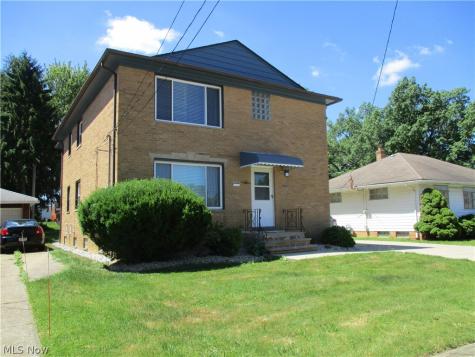 3017 Snow Road Parma OH 44134