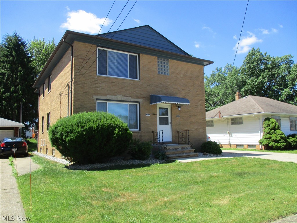 3017 Snow Road Parma OH 44134