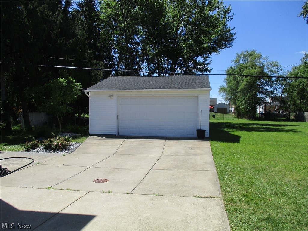 3017 Snow Road Parma OH 44134