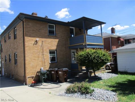 3017 Snow Road Parma OH 44134