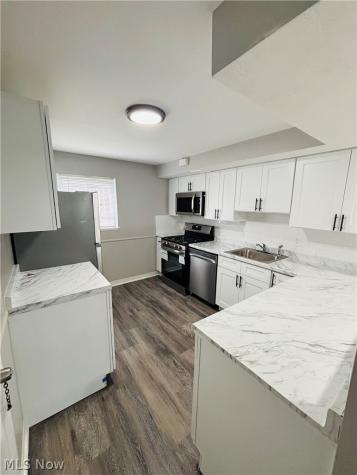 21045 Southbend Circle Rocky River OH 44116