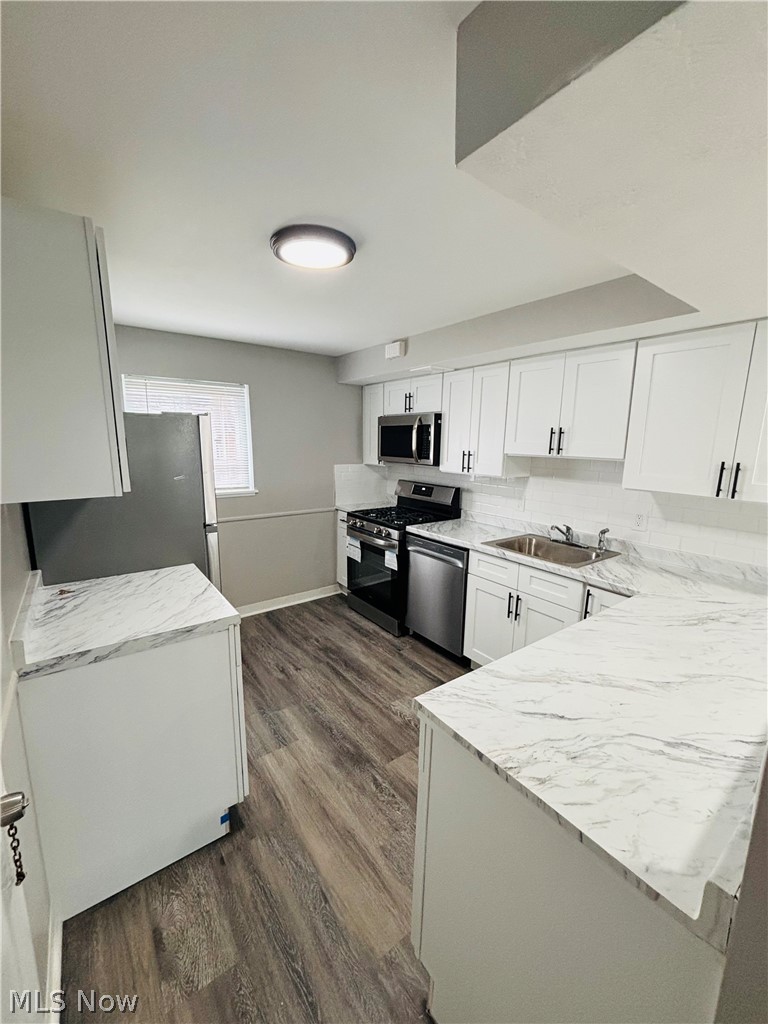 21045 Southbend Circle Rocky River OH 44116