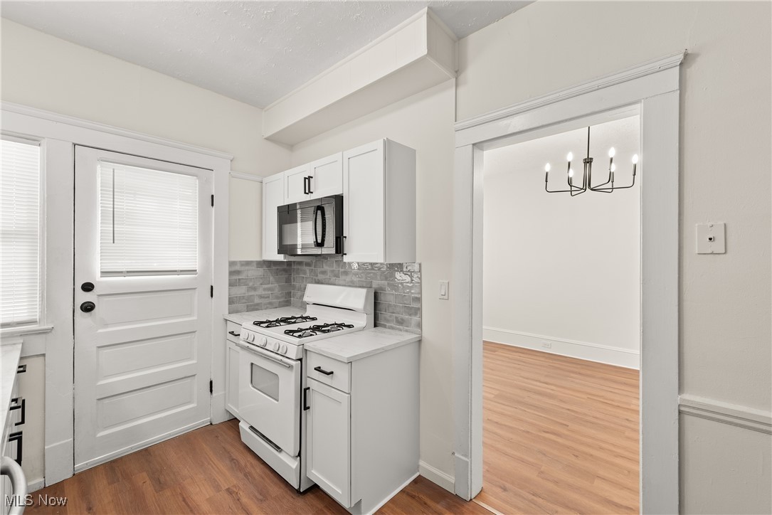 1375 Cranford Avenue Lakewood OH 44107