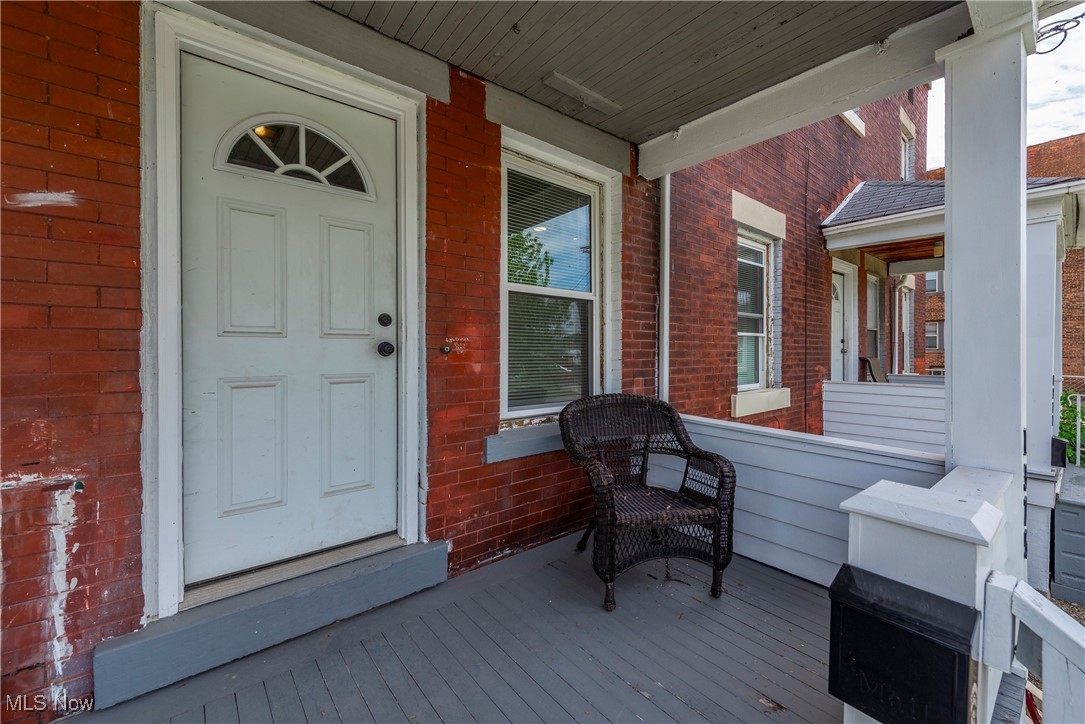 1375 Cranford Avenue Lakewood OH 44107