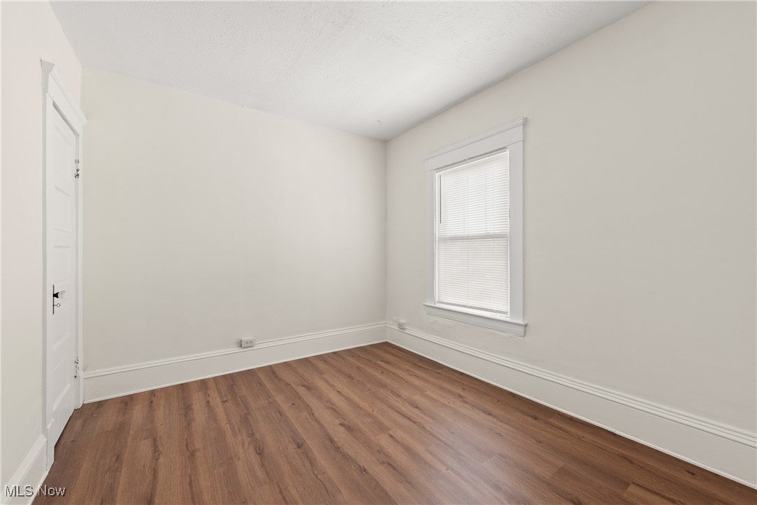 1375 Cranford Avenue Lakewood OH 44107