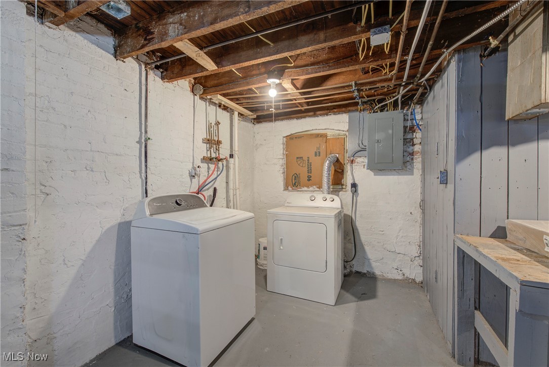 1375 Cranford Avenue Lakewood OH 44107