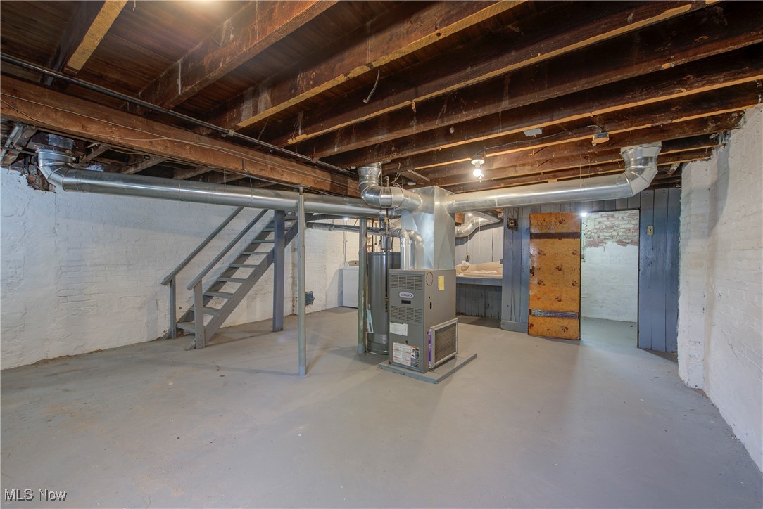 1375 Cranford Avenue Lakewood OH 44107