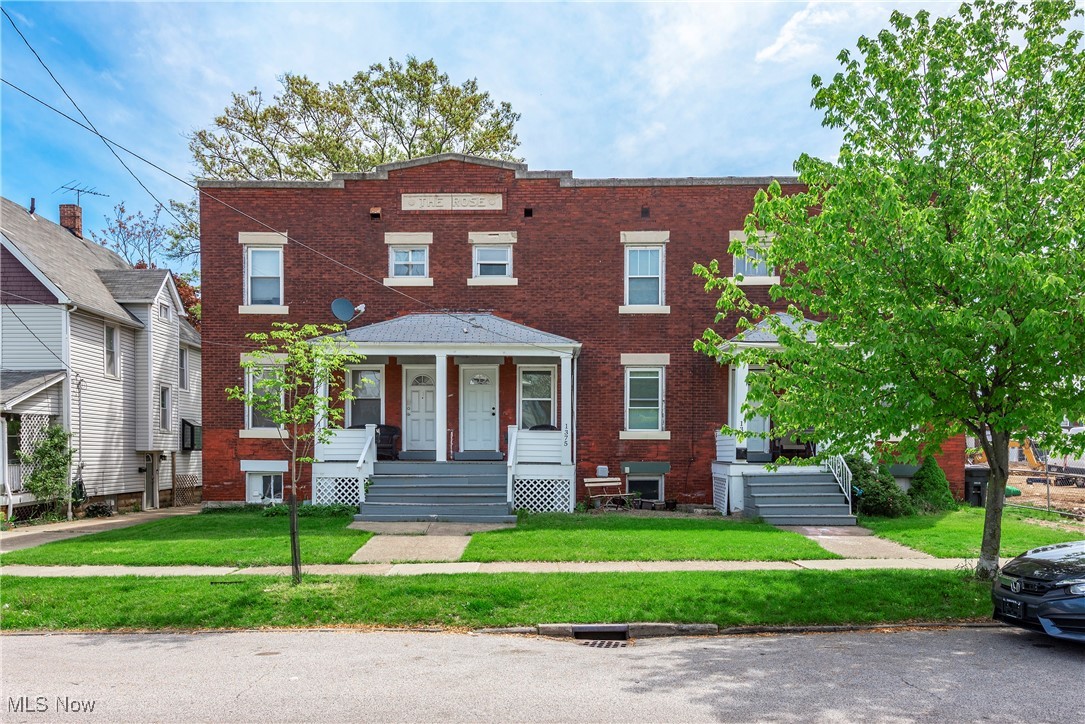 1375 Cranford Avenue Lakewood OH 44107