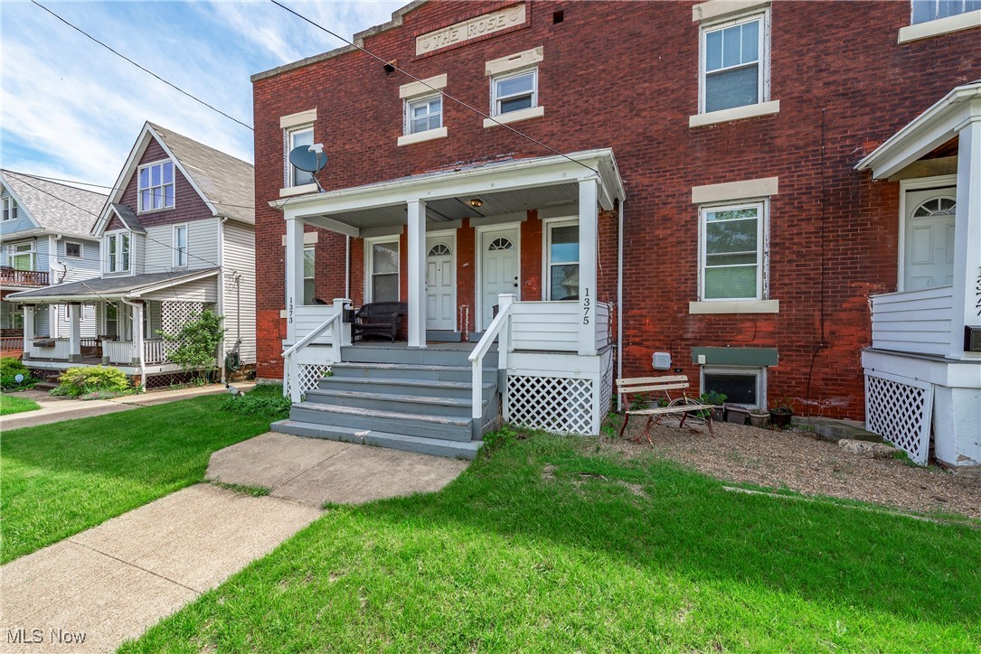 1375 Cranford Avenue Lakewood OH 44107