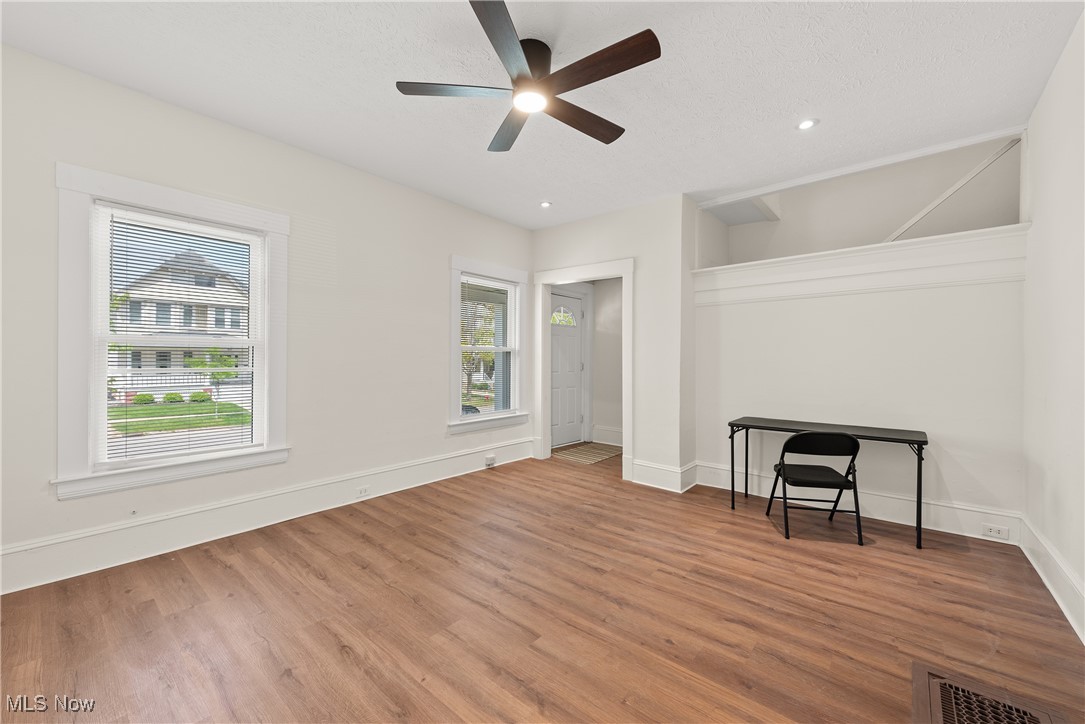 1375 Cranford Avenue Lakewood OH 44107