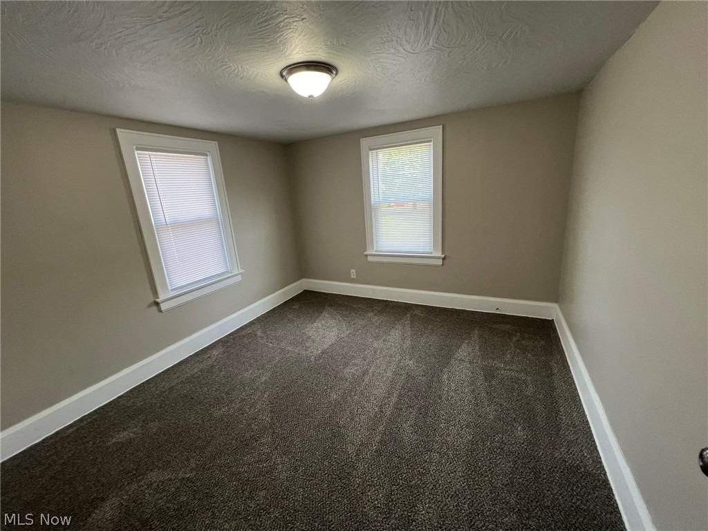 784 Rosamond Avenue Akron OH 44307