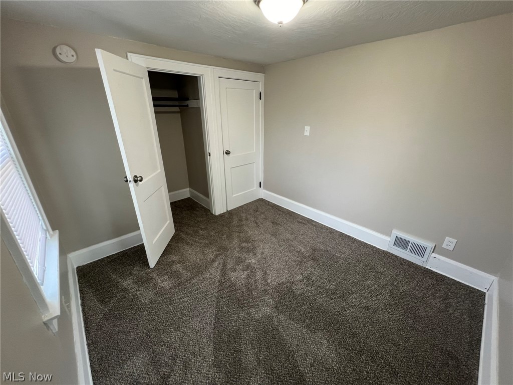 784 Rosamond Avenue Akron OH 44307