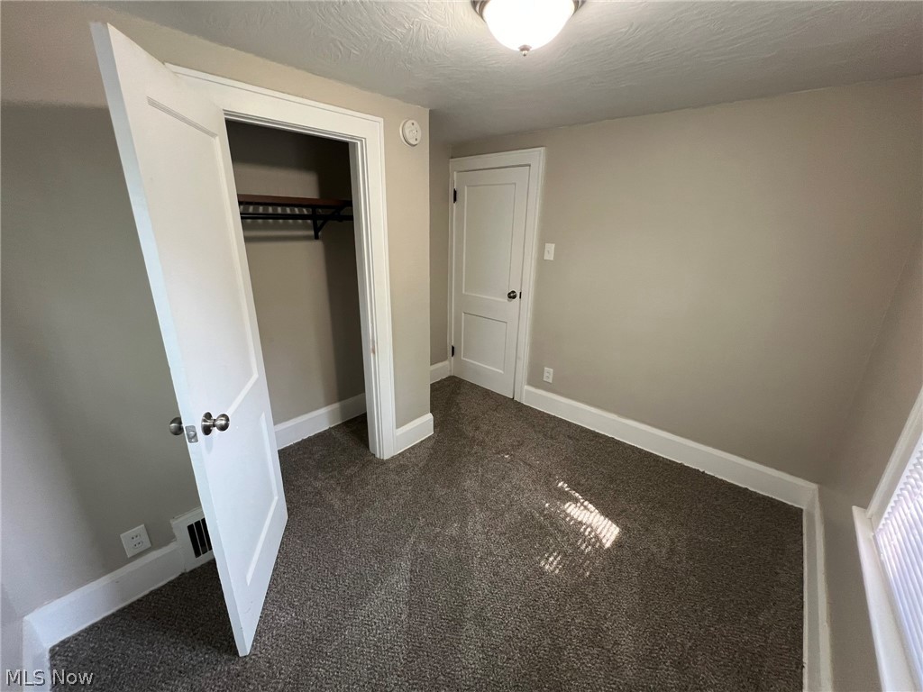 784 Rosamond Avenue Akron OH 44307