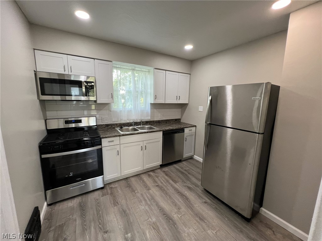 784 Rosamond Avenue Akron OH 44307