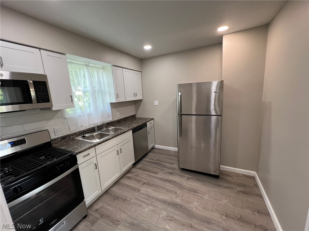 784 Rosamond Avenue Akron OH 44307