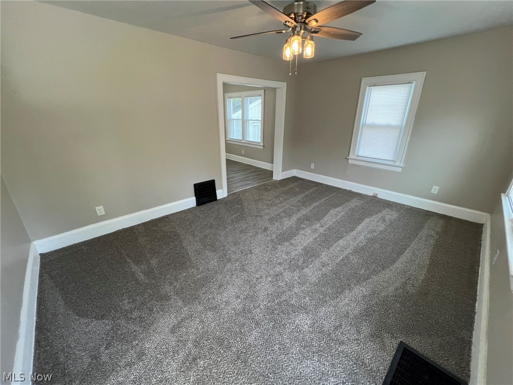 784 Rosamond Avenue Akron OH 44307