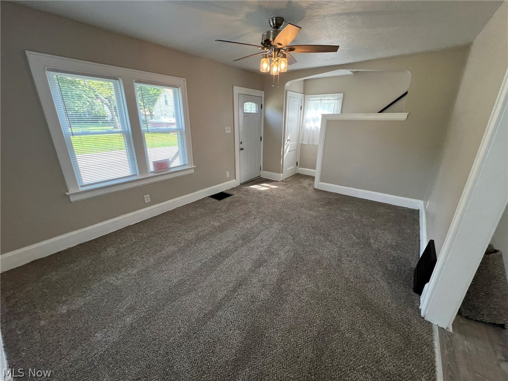 784 Rosamond Avenue Akron OH 44307