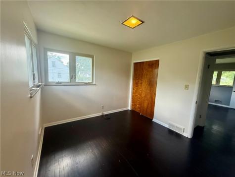 6950 Columbia Road Olmsted Twp OH 44138