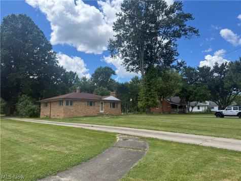 6950 Columbia Road Olmsted Twp OH 44138