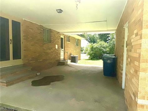 6950 Columbia Road Olmsted Twp OH 44138