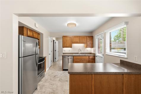 4026 Columbia Road North Olmsted OH 44070