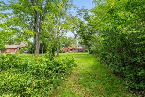 4026 Columbia Road North Olmsted OH 44070