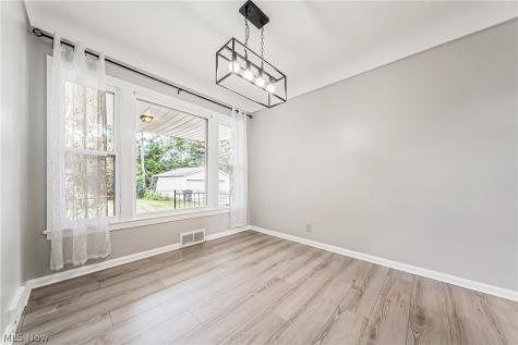 24111 Edgehill Drive Beachwood OH 44122