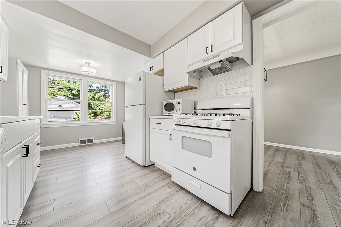24111 Edgehill Drive Beachwood OH 44122