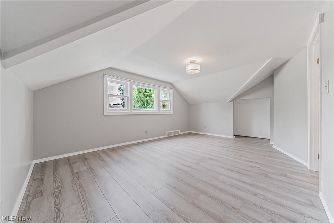 24111 Edgehill Drive Beachwood OH 44122