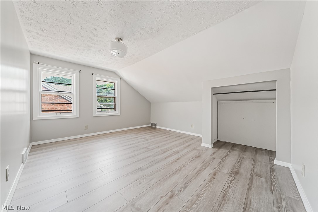 24111 Edgehill Drive Beachwood OH 44122