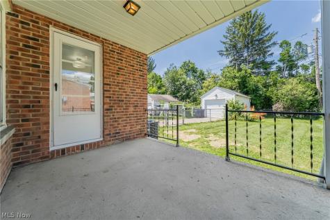 24111 Edgehill Drive Beachwood OH 44122