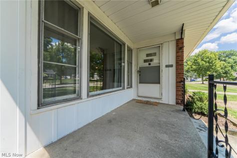 24111 Edgehill Drive Beachwood OH 44122