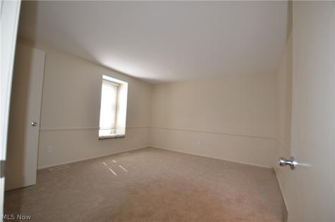6933 W Fitzwater Road Brecksville OH 44141