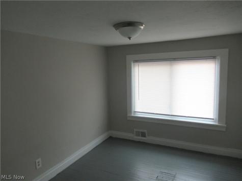 59 Sector Drive Bedford OH 44146