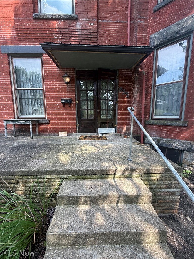 932 Maple Avenue Zanesville OH 43701