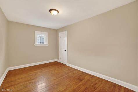 4874 E 95th Street Garfield Heights OH 44125