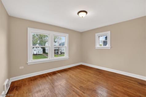 4874 E 95th Street Garfield Heights OH 44125